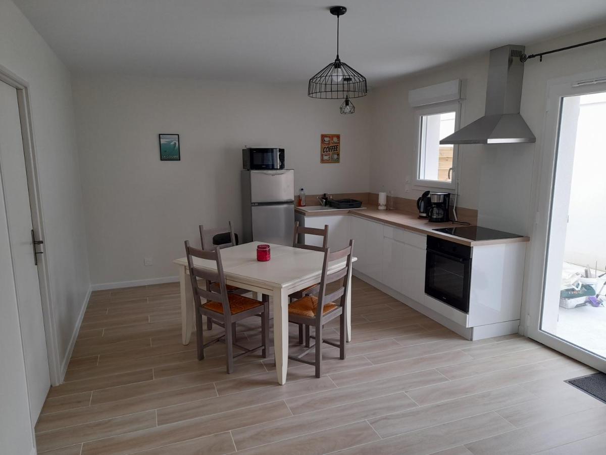 Le Logis De Suzac Apartment Les Mathes ภายนอก รูปภาพ